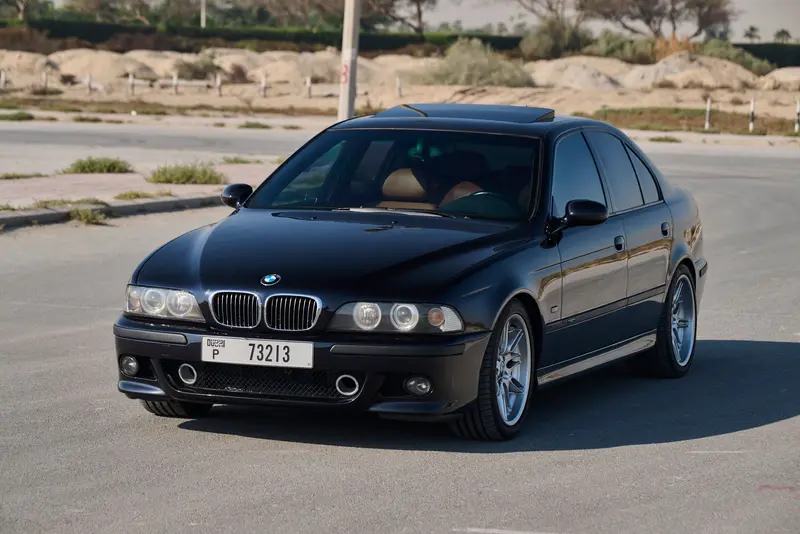 2000 BMW M5